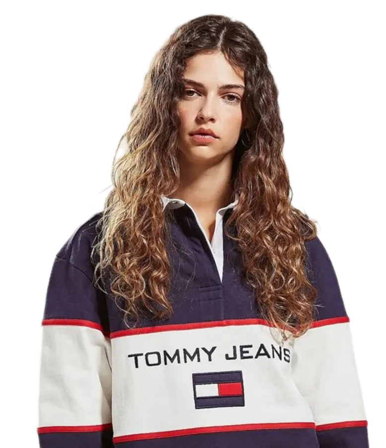Женская модель Tommy Hilfiger