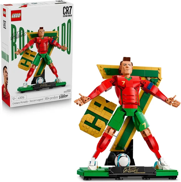 LEGO: Криштиану Роналду, легенда футбола