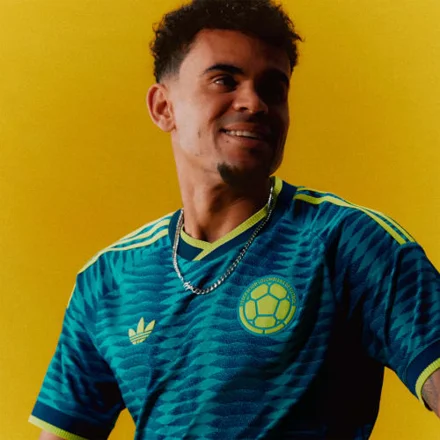 adidas: гостевая джерси Колумбии (Authentic)